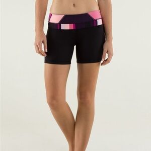 Lululemon Reverse Groove Short